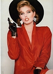 "...ROSSO" 3 - ital. Vogue Pelle 01/83 #10