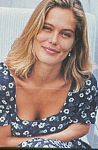danish SE OG HOR 1995 - flower dress face close-up
