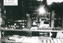 danish EUROWOMAN Sep. 2004 - vegetable store