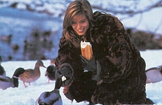 ital. MODA April 1987 c - feeding ducks